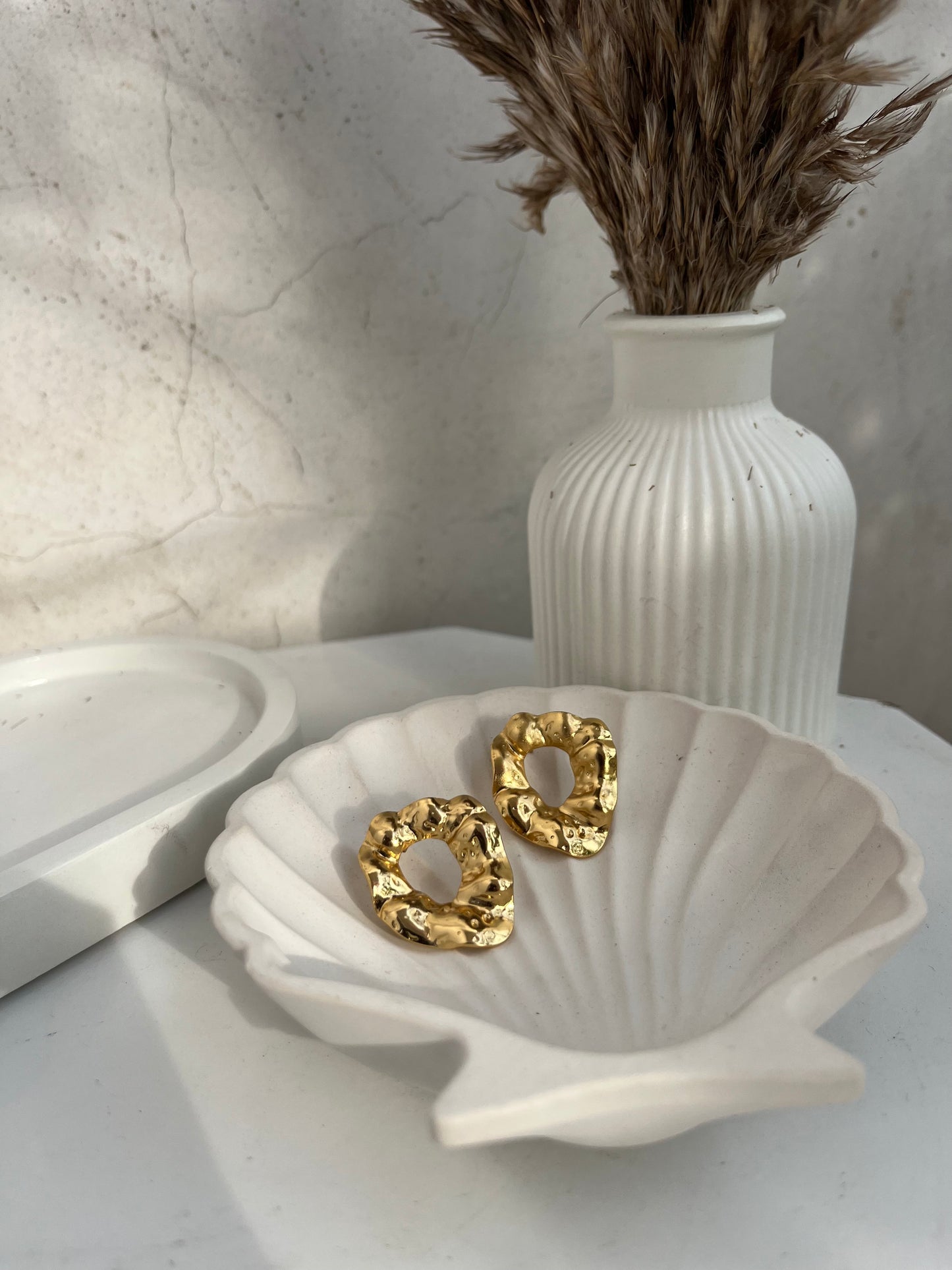 Anti Tarnish Abstract Studs Earing