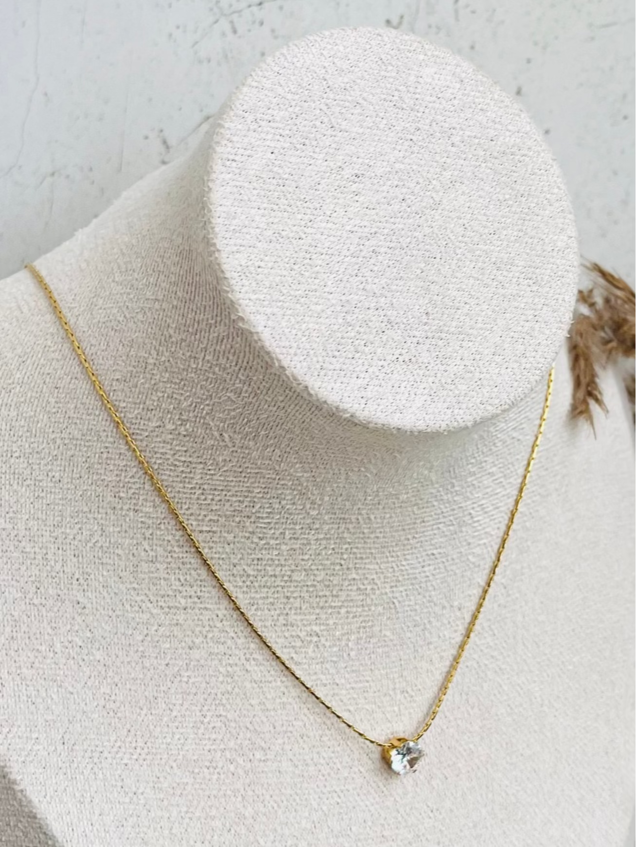 Anti Tarnish Round Solitaire Necklace