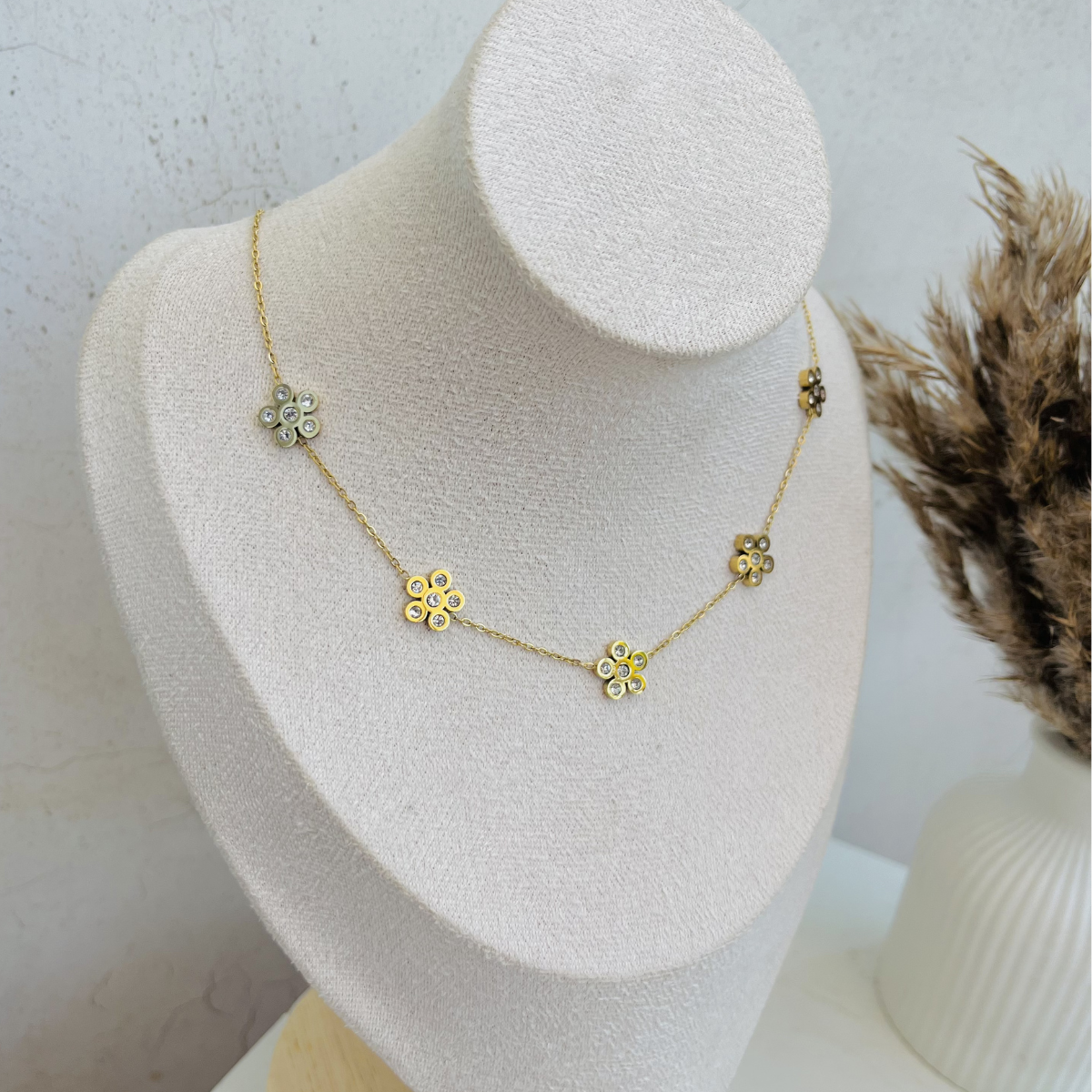 Anti Tarnish Flower Necklace