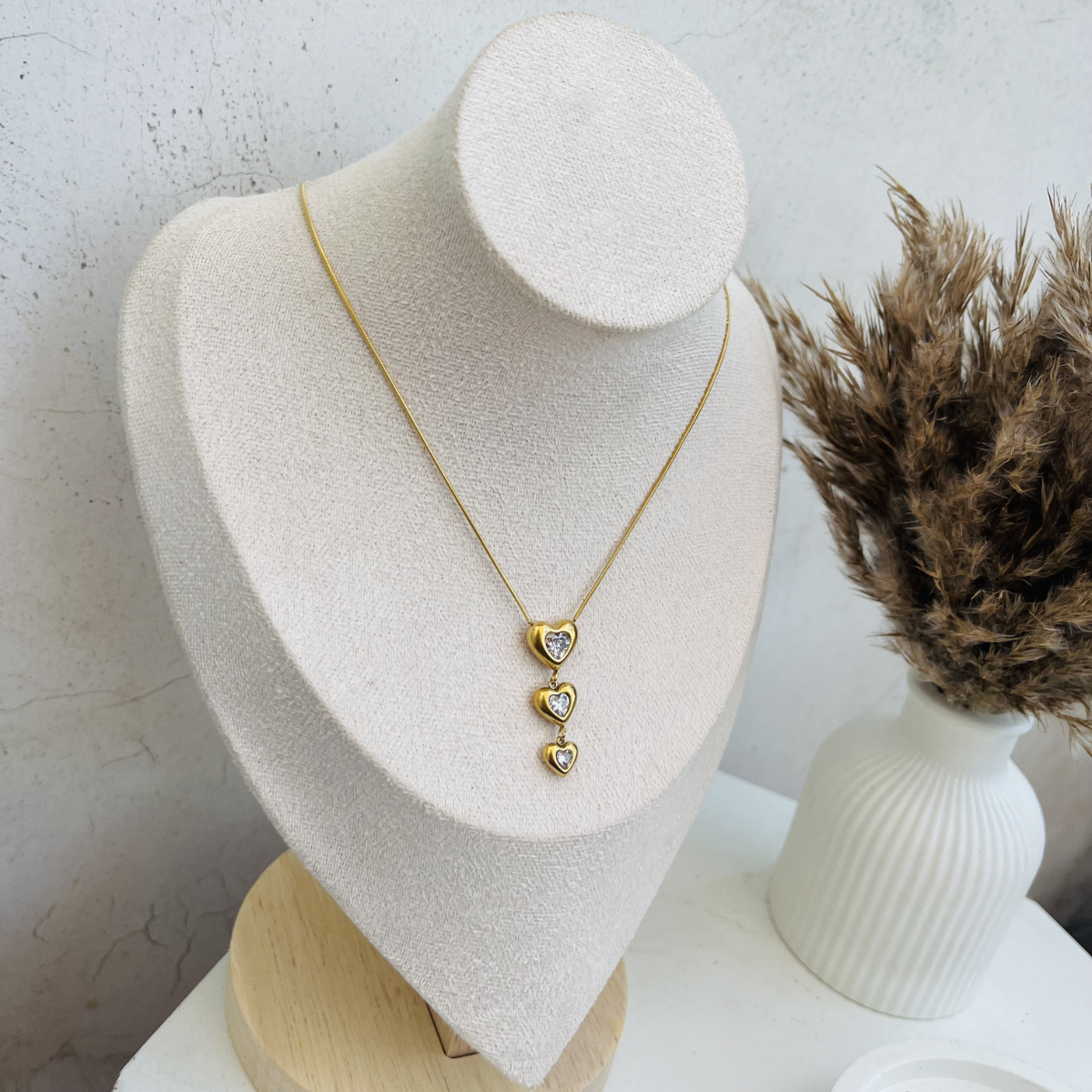 Anti Tarnish Heart Stone Necklace