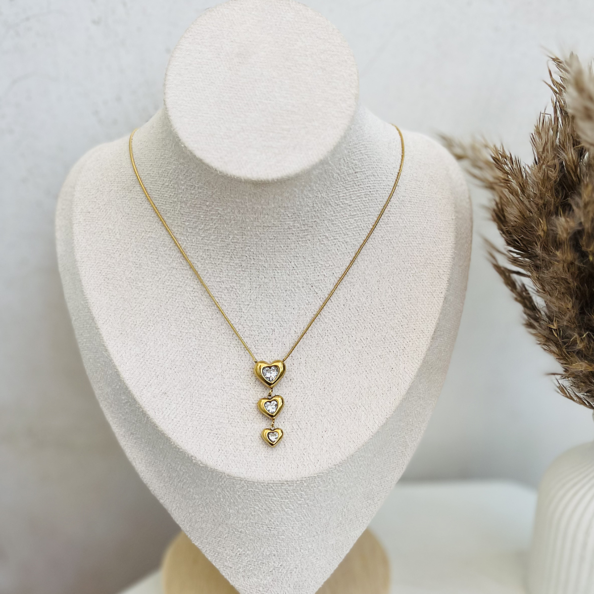 Anti Tarnish Heart Stone Necklace