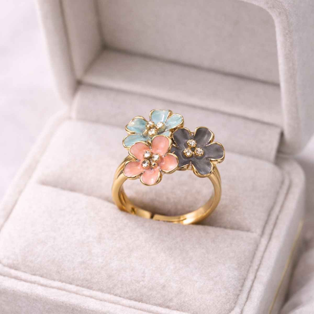 Floral Charm Trio Ring