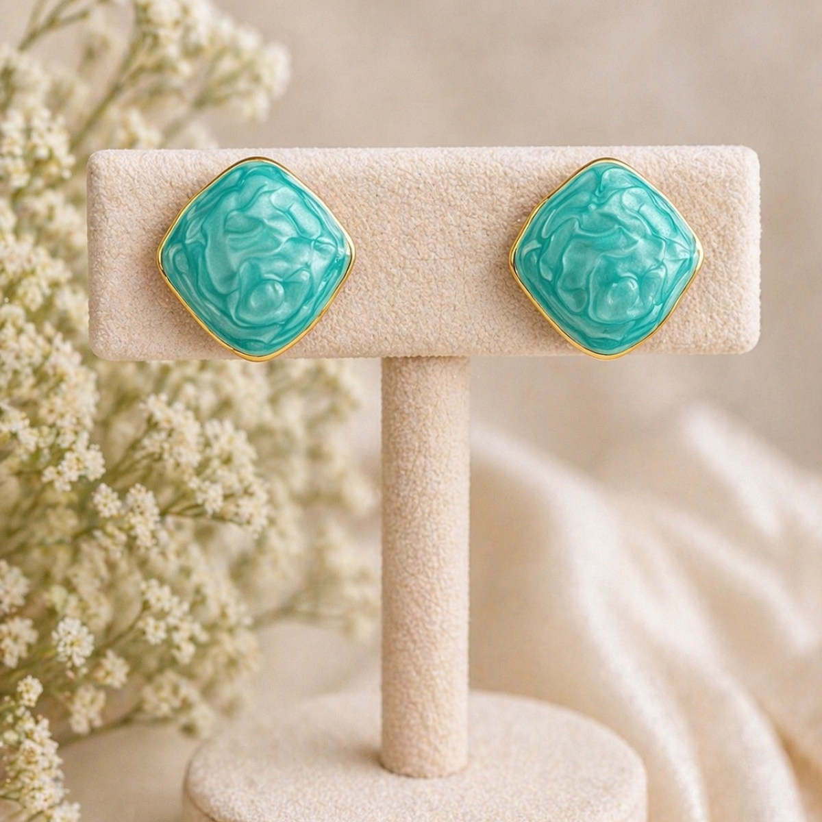 Aura Aqua Earing