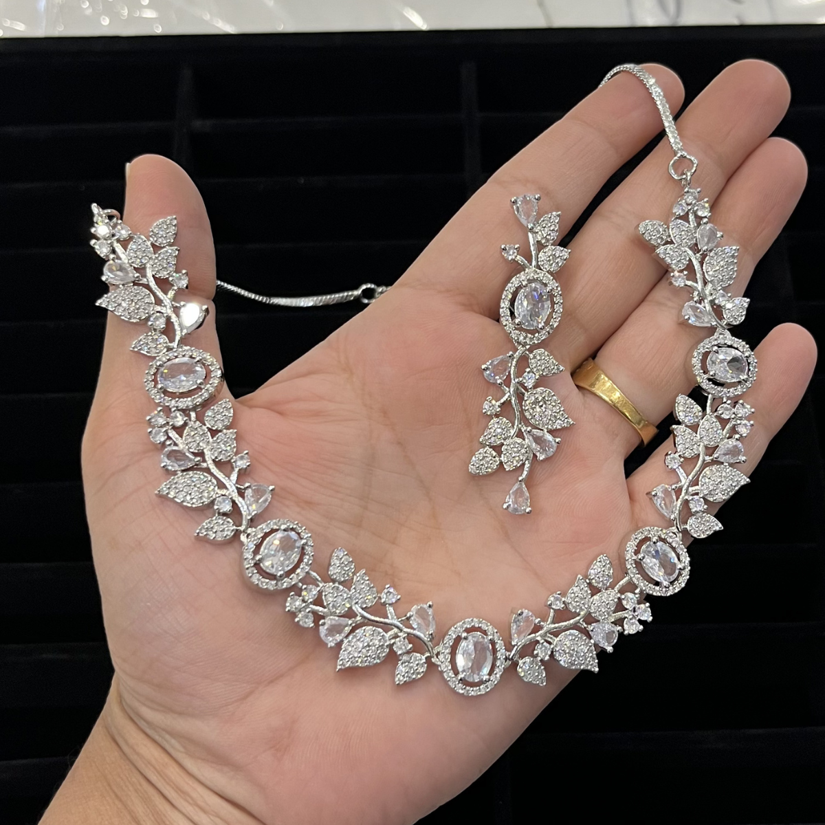 Ad Diamond Arya Silver Necklace