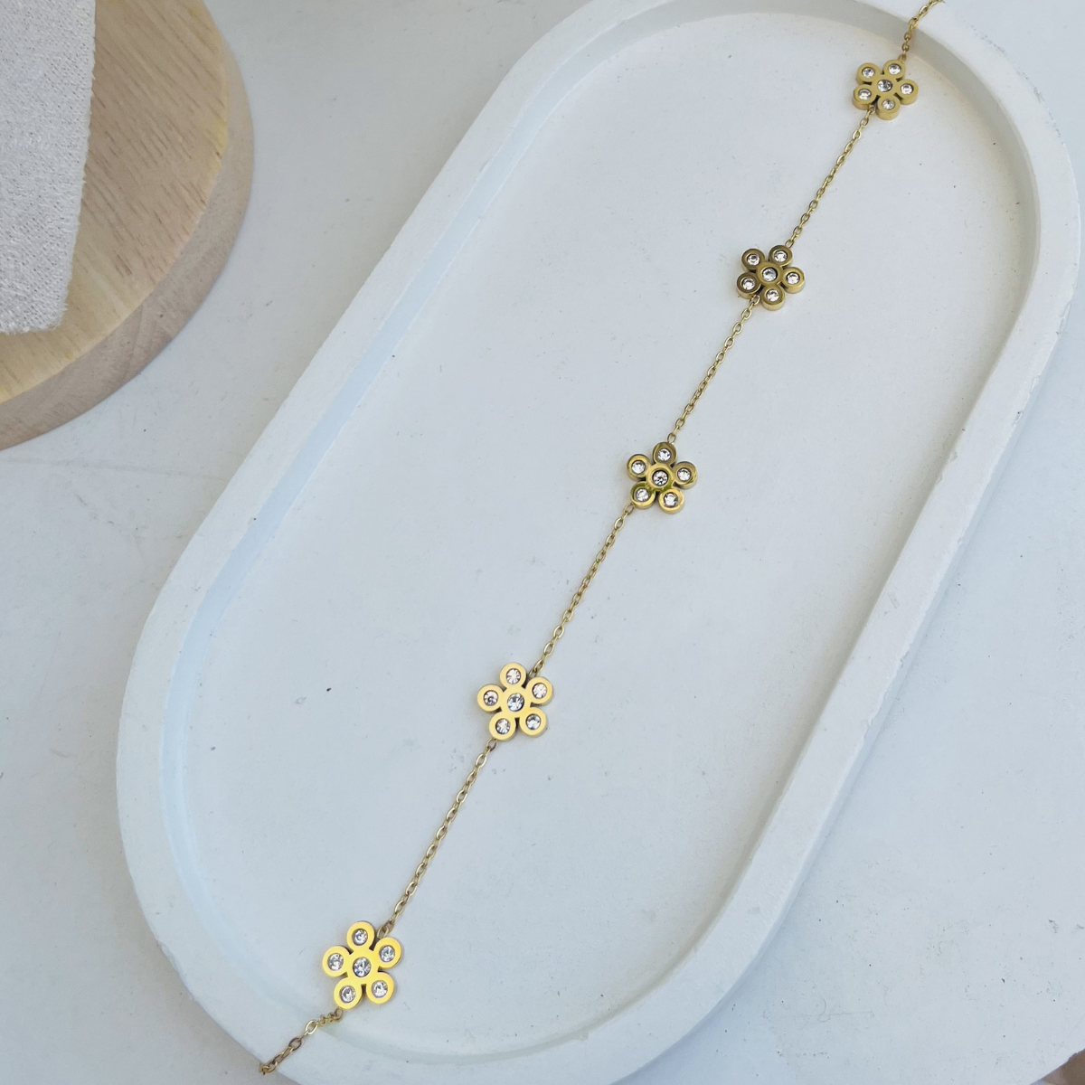 Anti Tarnish Flower Necklace