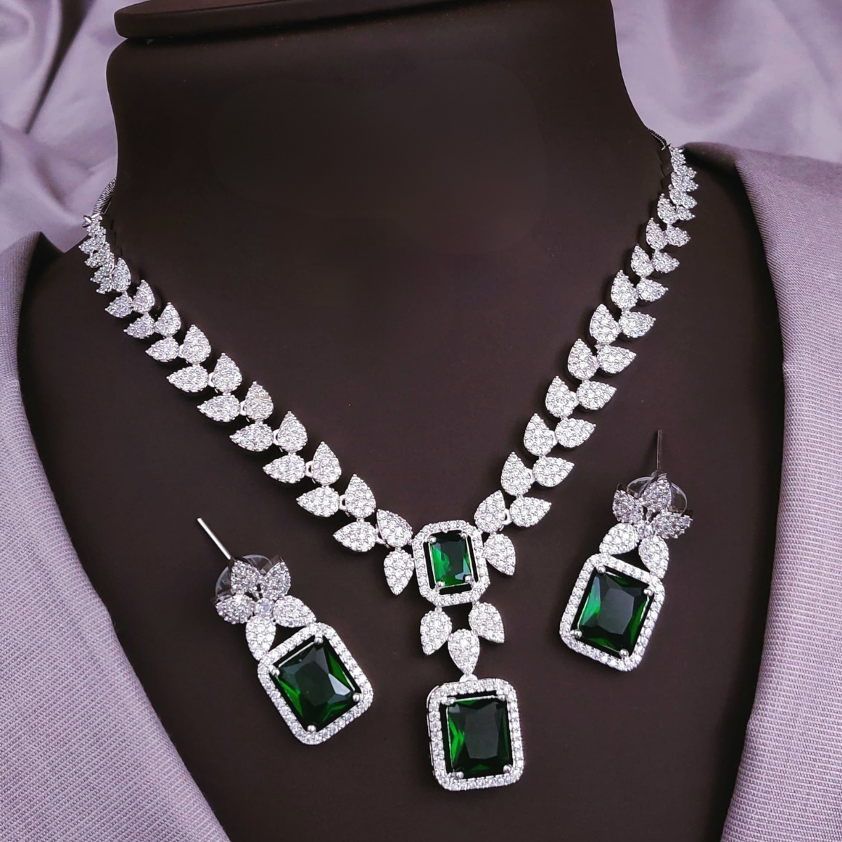 AD Silver Necklace