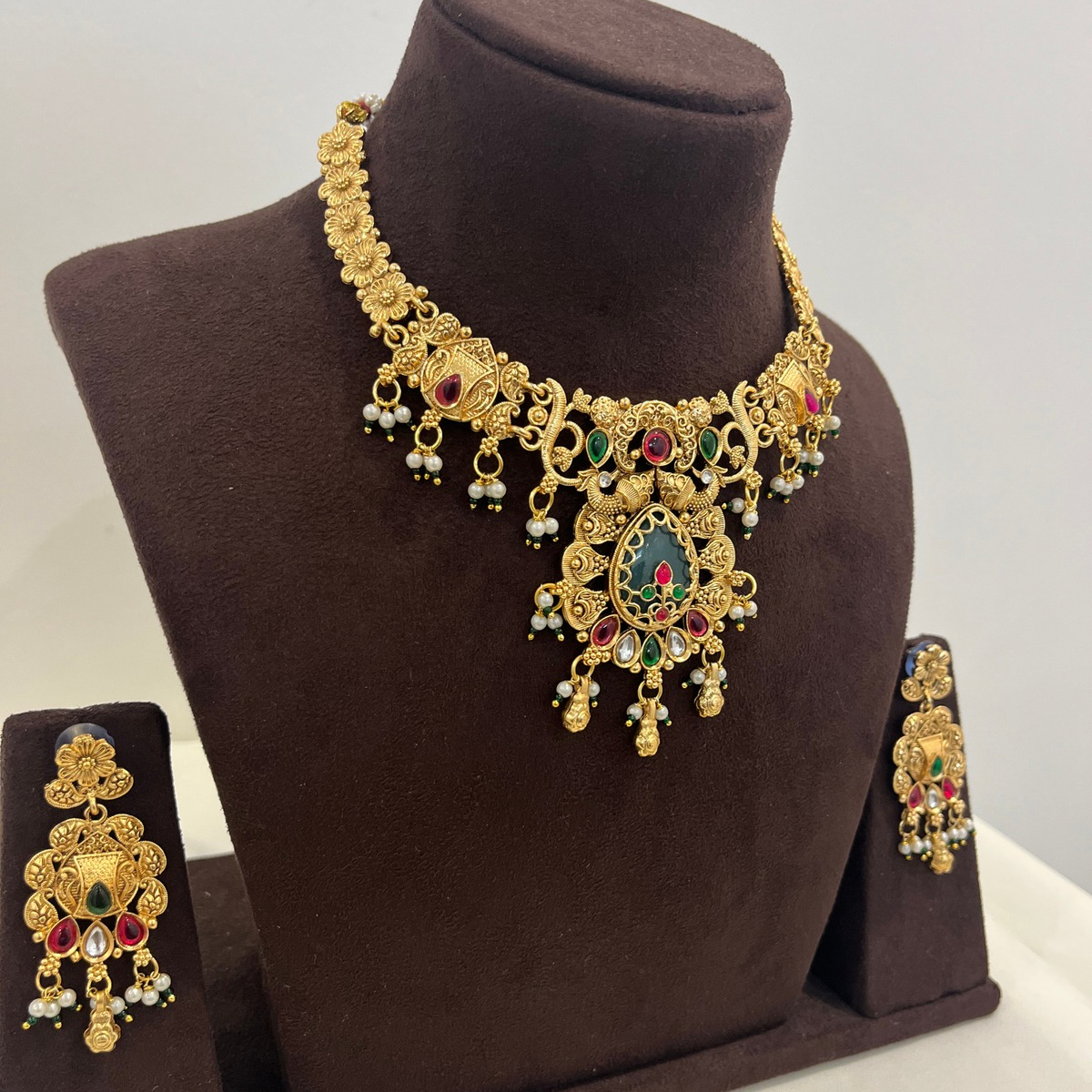 Vedika Heritage Necklace