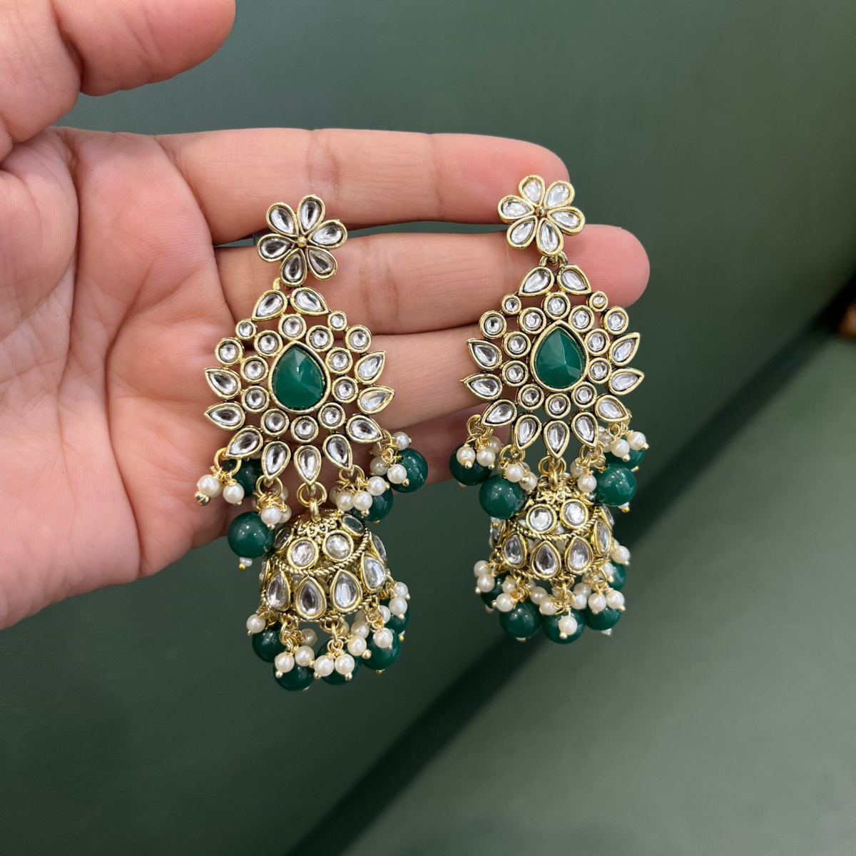 kundan Green Necklace