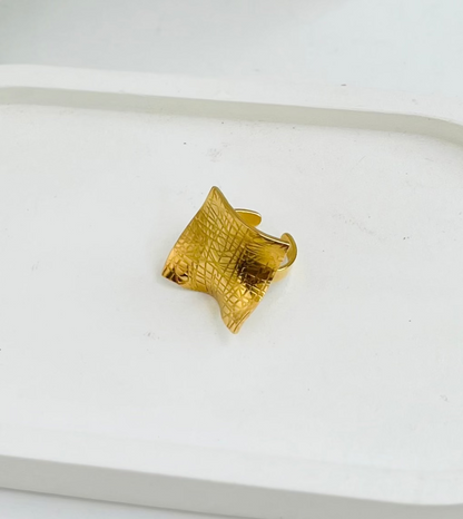Anti Tarnish Textured Square Ring