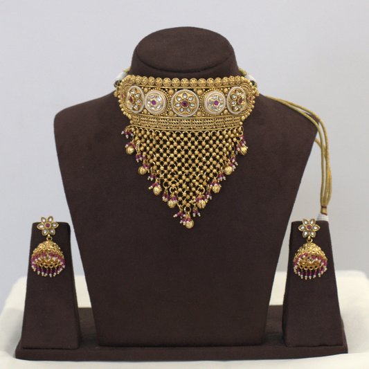 Kastuti Choker Set