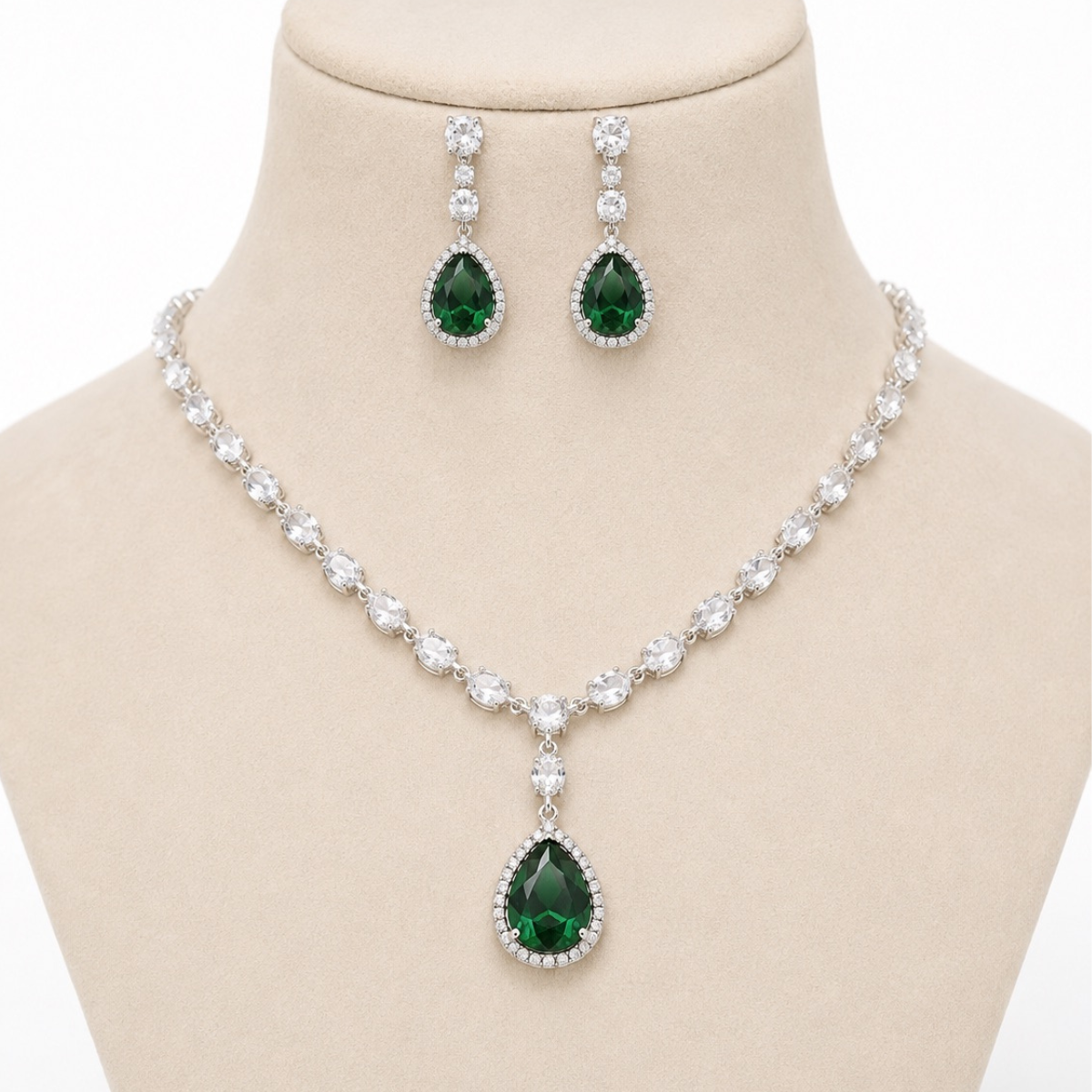 Ad Diana Green Stone Necklace