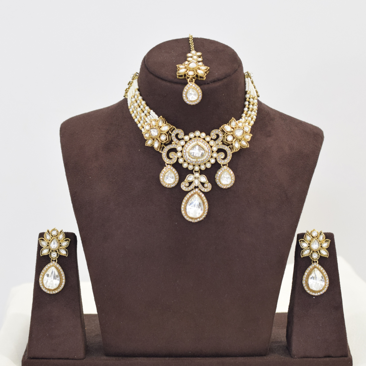 Fiona Choker Necklace