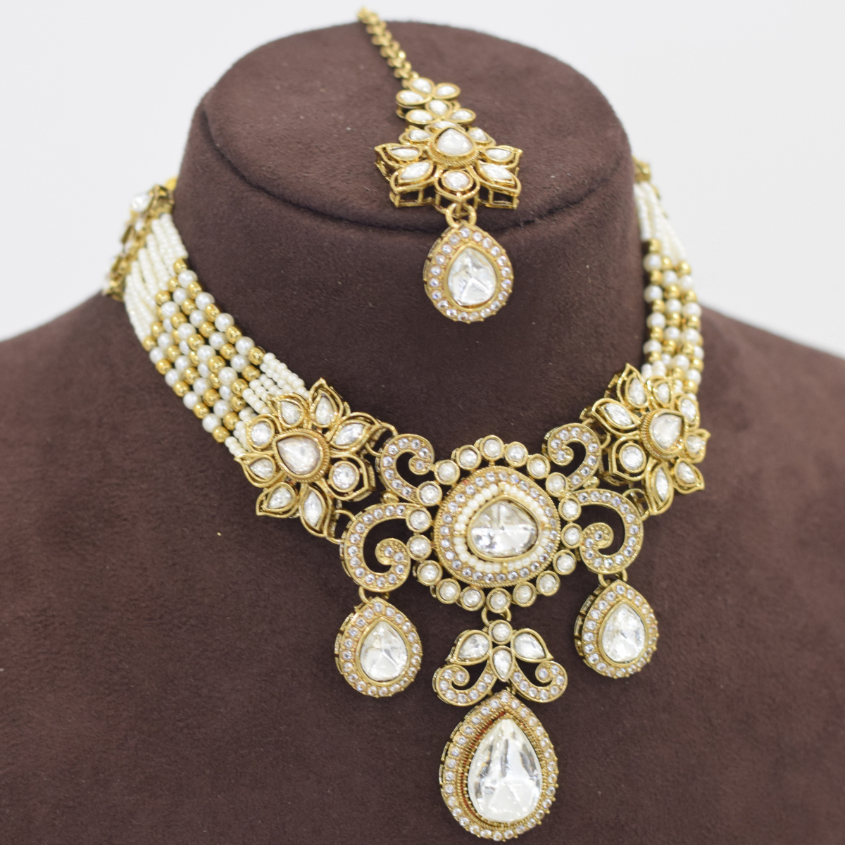Fiona Choker Necklace