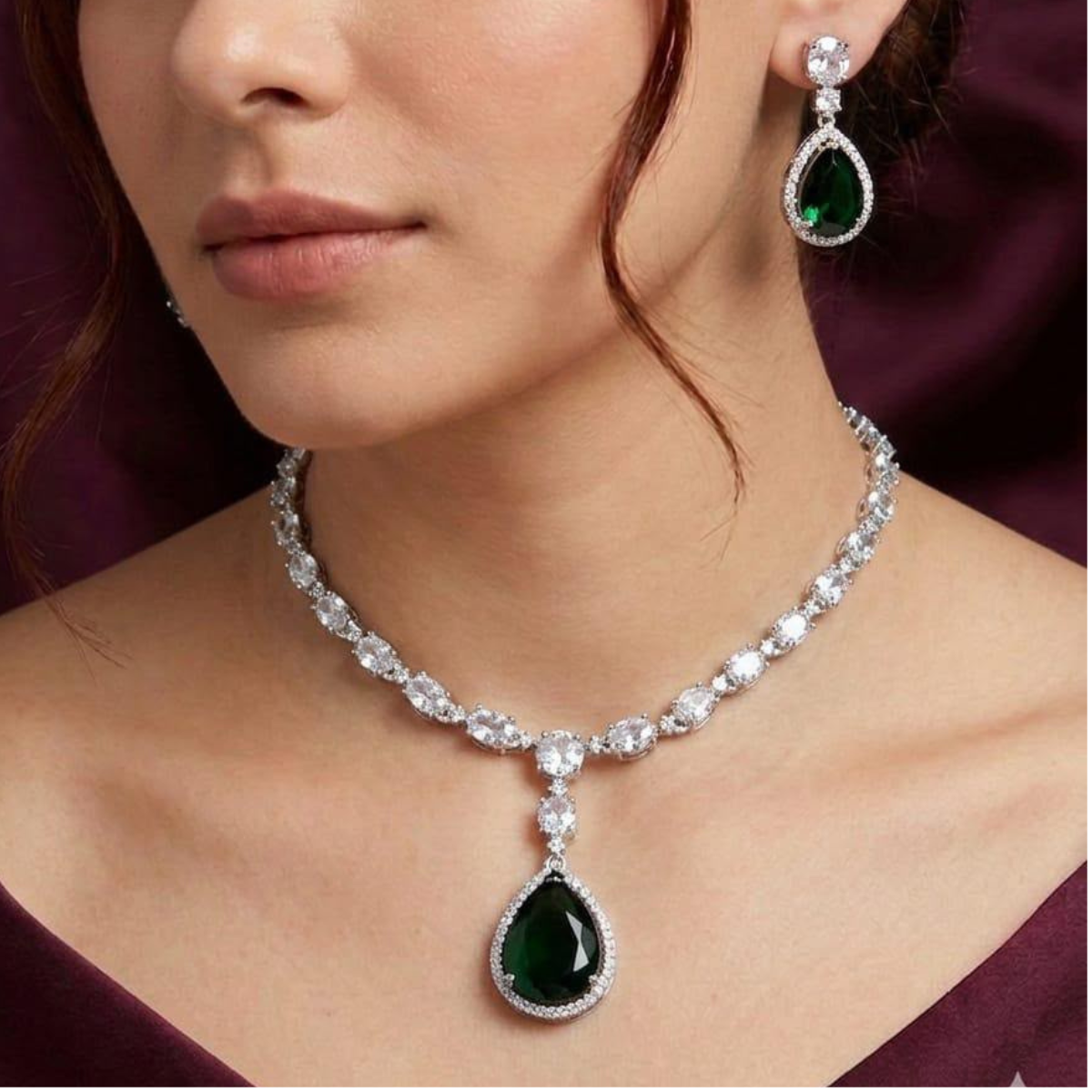 Ad Diana Green Stone Necklace